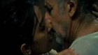 Sunny Leone & Naseeruddin Shah Hot Kiss | Jackpot | Bollywood Hindi Movie